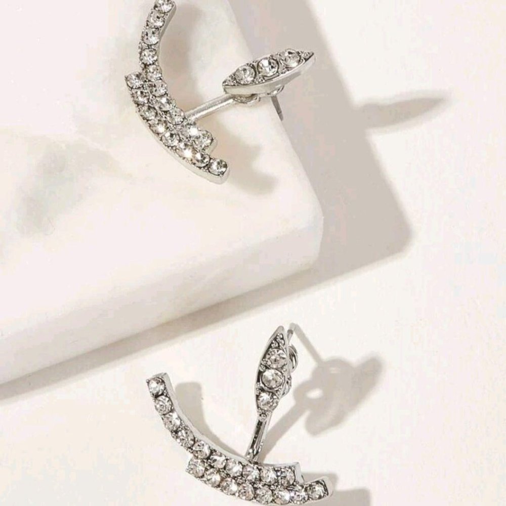 💖 2/$30 rhinestones silver stud jackets dainty formal statement earrings - Picture 4 of 5